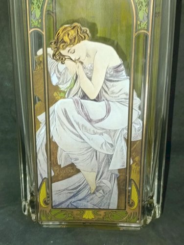 superbe vase Goebel decor mucha la nuit  en bon etat