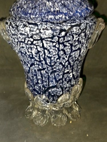 superbe vase pot couvert en verre typique murano en bon etat