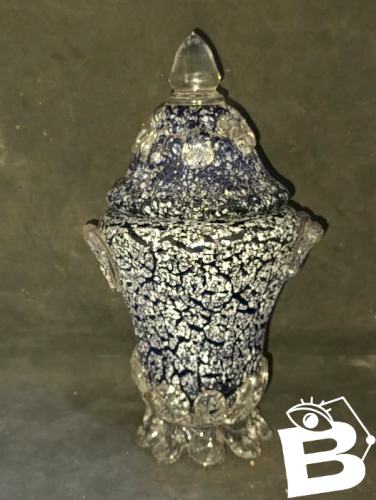 superbe vase pot couvert en verre typique murano en bon etat