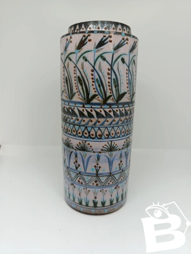 superbe vase poterie de la brague signé Jacques de chateneuil dit jacques massard en bon etat