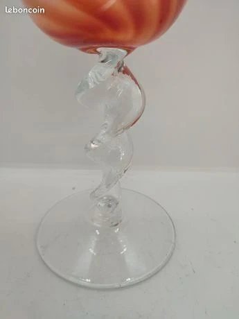 Superbe vase/coupe opaline et verre torsade dans le gout de murano en bel etat