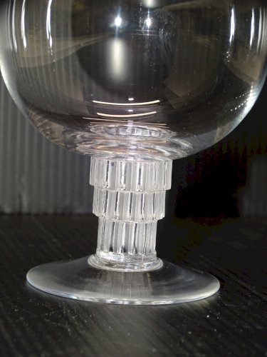 -SUPERBE VERRE A COGNAC CRISTAL Signé R. LALIQUE COLLECTION VITRINE    D