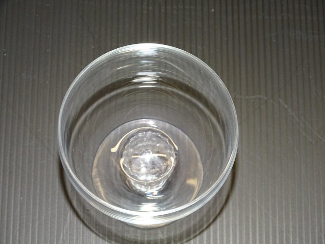 -SUPERBE VERRE A COGNAC CRISTAL Signé R. LALIQUE COLLECTION VITRINE    D