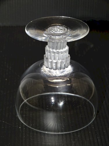 -SUPERBE VERRE A COGNAC CRISTAL Signé R. LALIQUE COLLECTION VITRINE    D