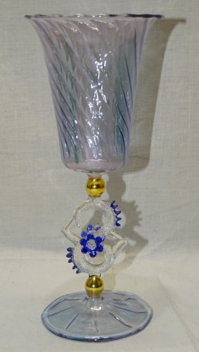 -SUPERBE VERRE A PIED VERRE DE VENISE JOLI PIED TRAVAILLE COLLECTION VITRINE   D