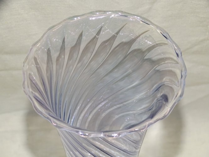 -SUPERBE VERRE A PIED VERRE DE VENISE JOLI PIED TRAVAILLE COLLECTION VITRINE   D