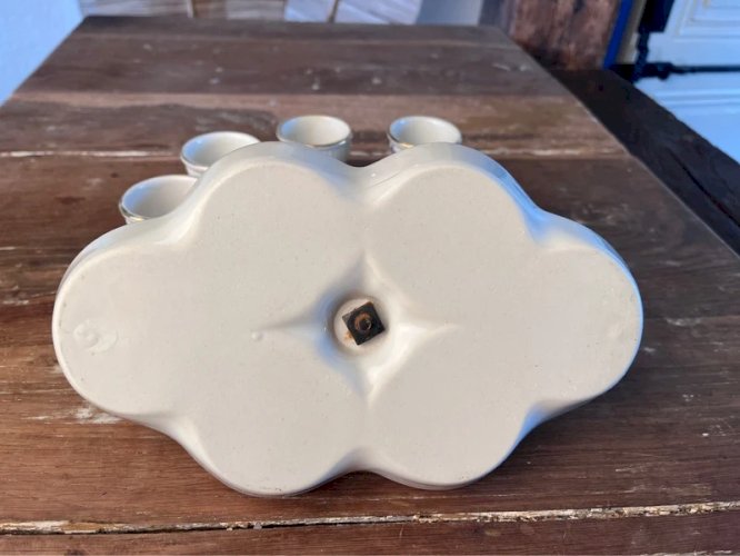 Support et 6 coquetiers en porcelaine ancienne décor au barbeau