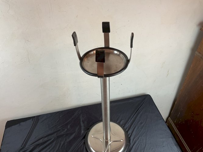 Support pied pour seau à champagne restaurant