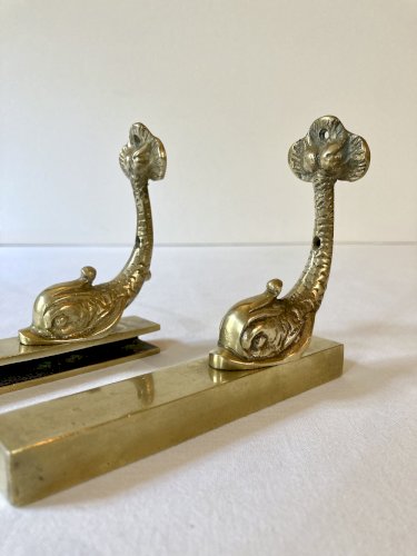 Supports muraux en laiton pour étagère de salle de bain, vers 1950
