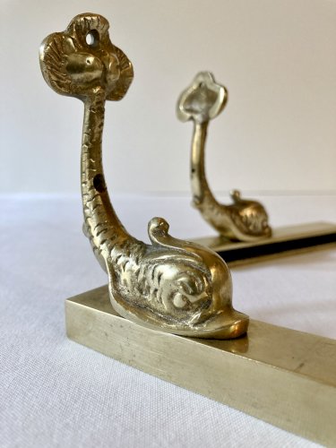 Supports muraux en laiton pour étagère de salle de bain, vers 1950