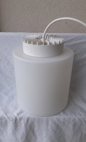 Suspension blanche en opaline Lita