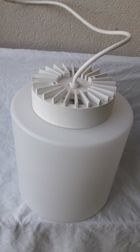 Suspension blanche en opaline Lita