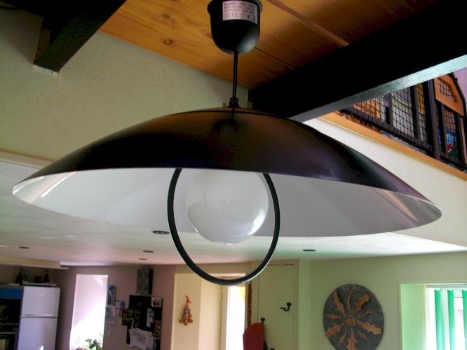 SUSPENSION CONTEMPORAINE