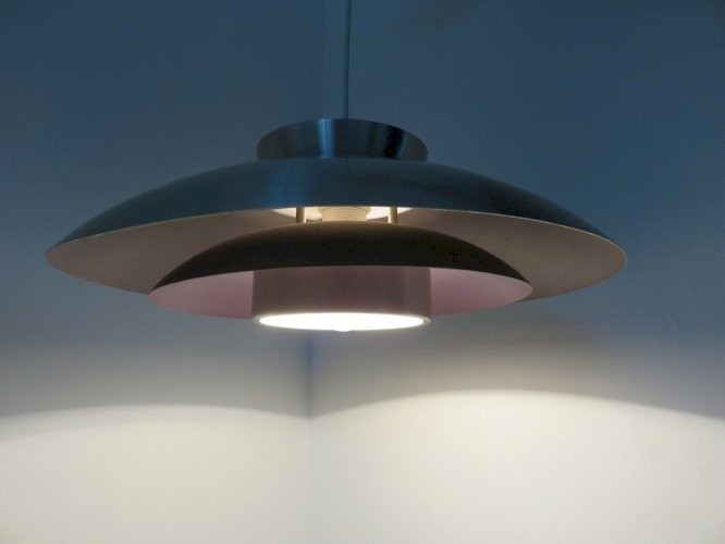 SUSPENSION DANOISE EN ALUMINIUM ANNEES 60 70 VINTAGE