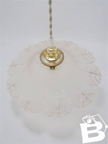 Suspension (décor toile daraignée)