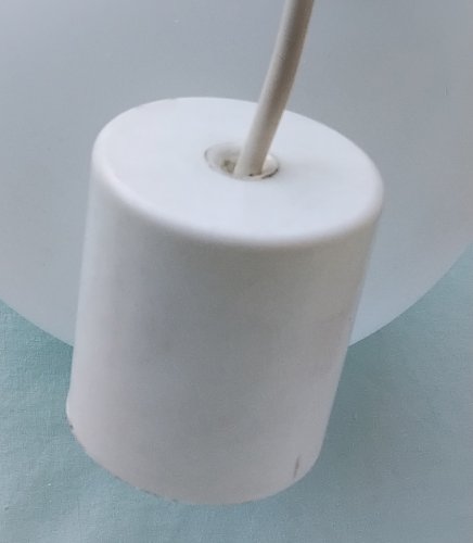 Suspension en opaline blanche