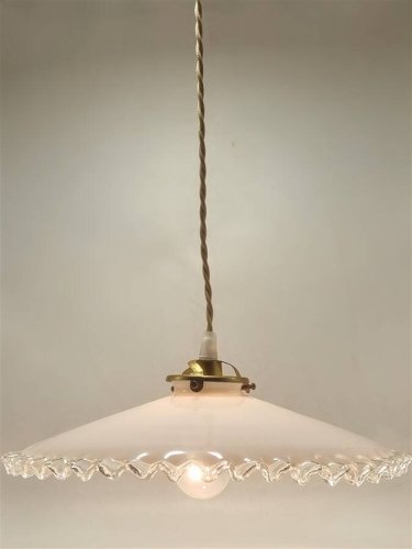 Suspension en opaline blanche