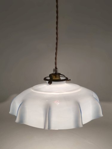 Suspension en opaline bleue