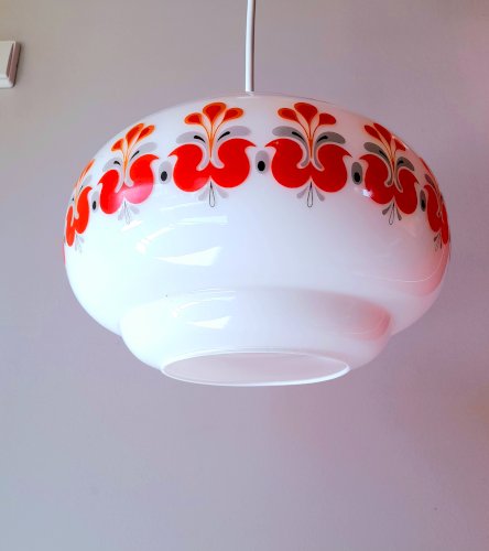 Suspension en opaline sérigraphiée 1970