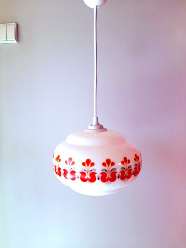 Suspension en opaline sérigraphiée 1970