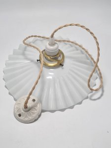 Suspension en opaline