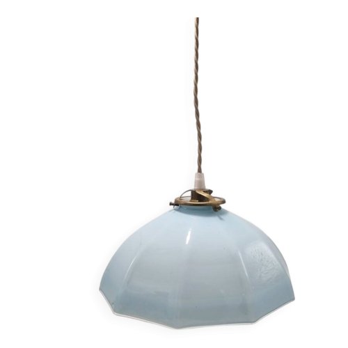 Suspension en opaline