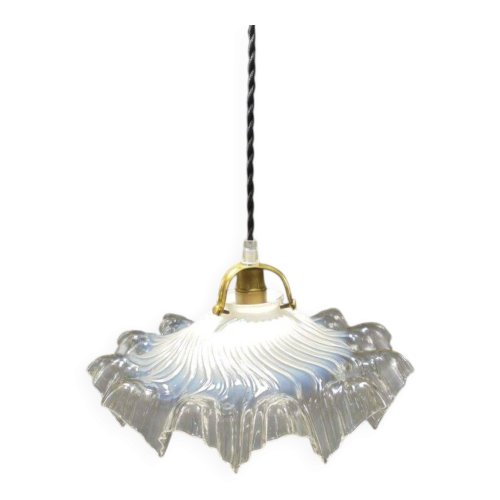 Suspension en opaline