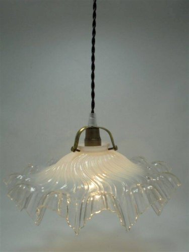 Suspension en opaline