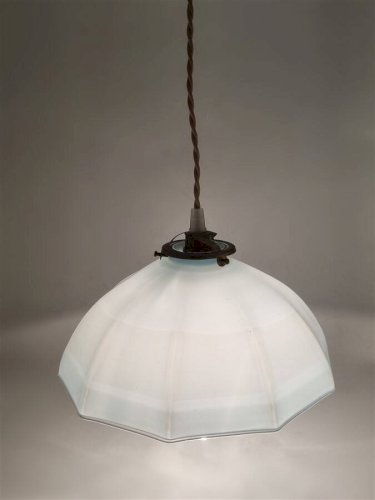 Suspension en opaline