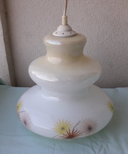 Suspension en opaline