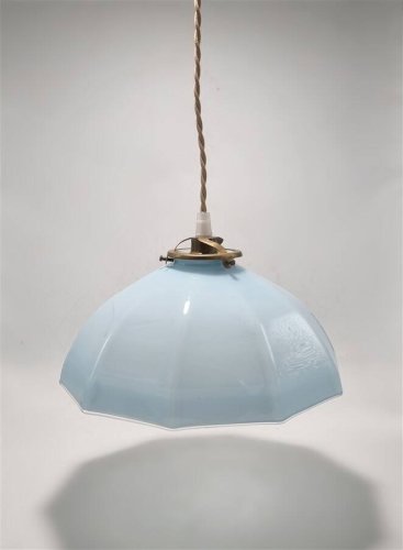 Suspension en opaline