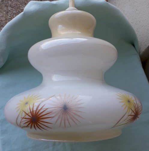 Suspension en opaline