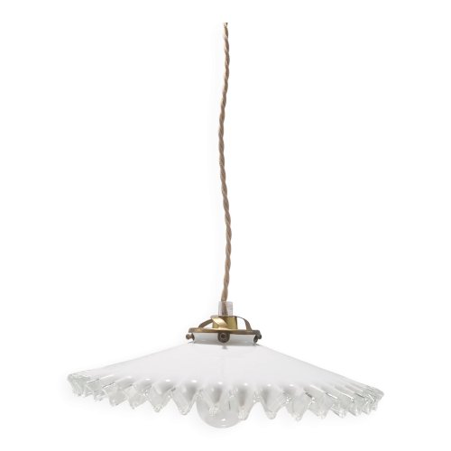 Suspension en opaline