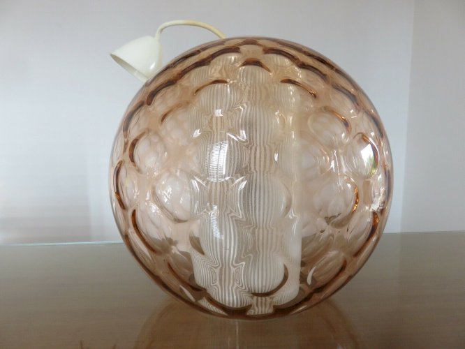 SUSPENSION EN VERRE BULLE ROSE ET VERRE STRIE BLANC ANNEES 60 70 VINTAGE 