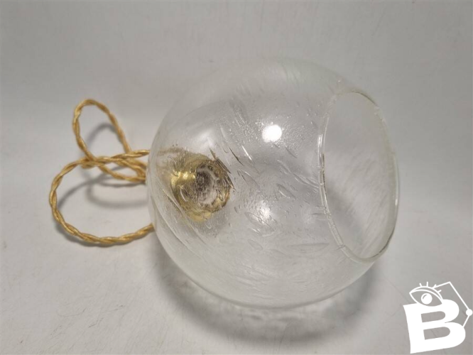 Suspension en verre bullé