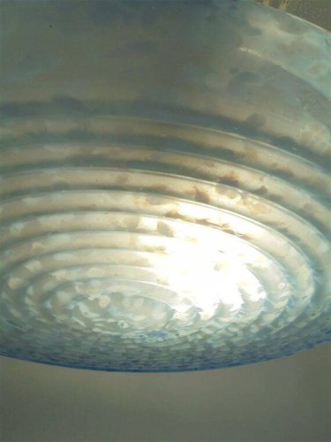 Suspension en verre moucheté