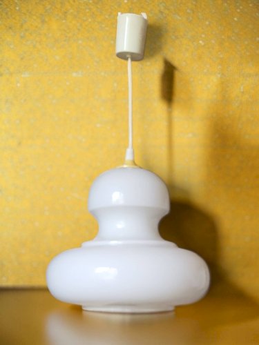 Suspension en verre opalin 1970s