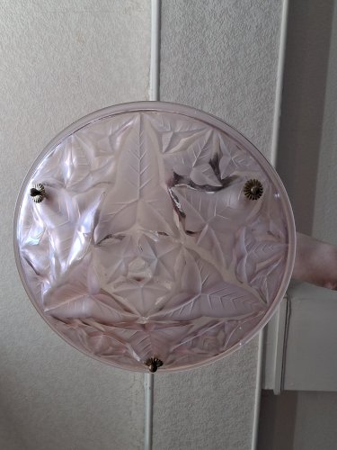 Suspension en verre teinté rosé Style Art Déco motif feuilles