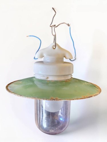 Suspension industrielle 1950