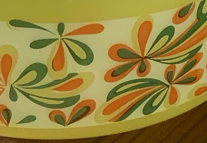 Suspension luminaire opaline jaune frise floral 1970's très bel état