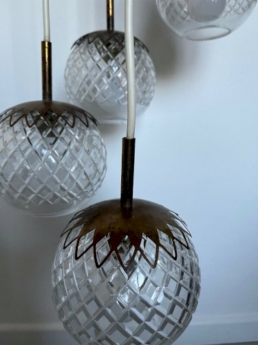 SUSPENSION, LUSTRE ITALIEN  CASCADE  EN LAITON ET VERRE TEXTURE ANNEES 70