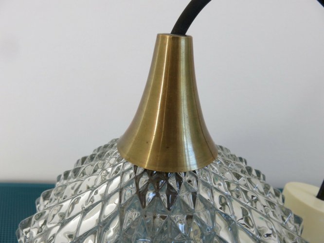 SUSPENSION, LUSTRE  POINTE DE DIAMANT  EN FORME DE GOUTTE DEAU ANNEES 50 60