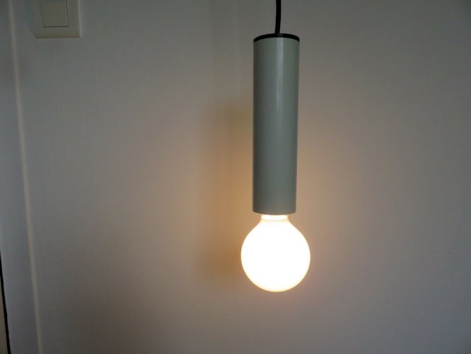 SUSPENSION MINIMALISTE  LITA  TUBE EN METAL LAQUE BLANC ANNEES 70 VINTAGE 