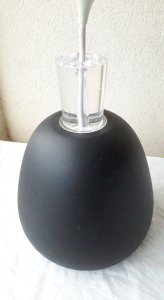 Black metal suspension