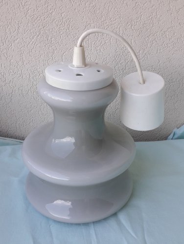 Suspension opaline grise