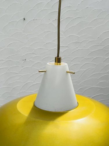 Suspension Philips vintage style Louis Kalff moutarde