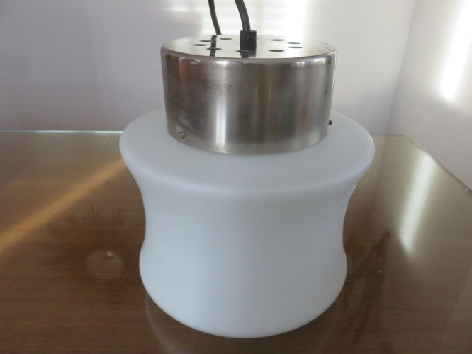 SUSPENSION SCANDINAVE EN OPALINE BLANCHE ET METAL CHROME ANNEES 60 70 VINTAGE
