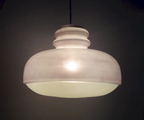 Suspension verre violette