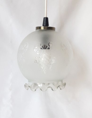 Suspension vintage abat-jour globe festonné verre sablé 