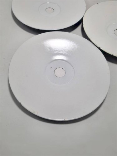 Suspensions en tôle émaillée noire